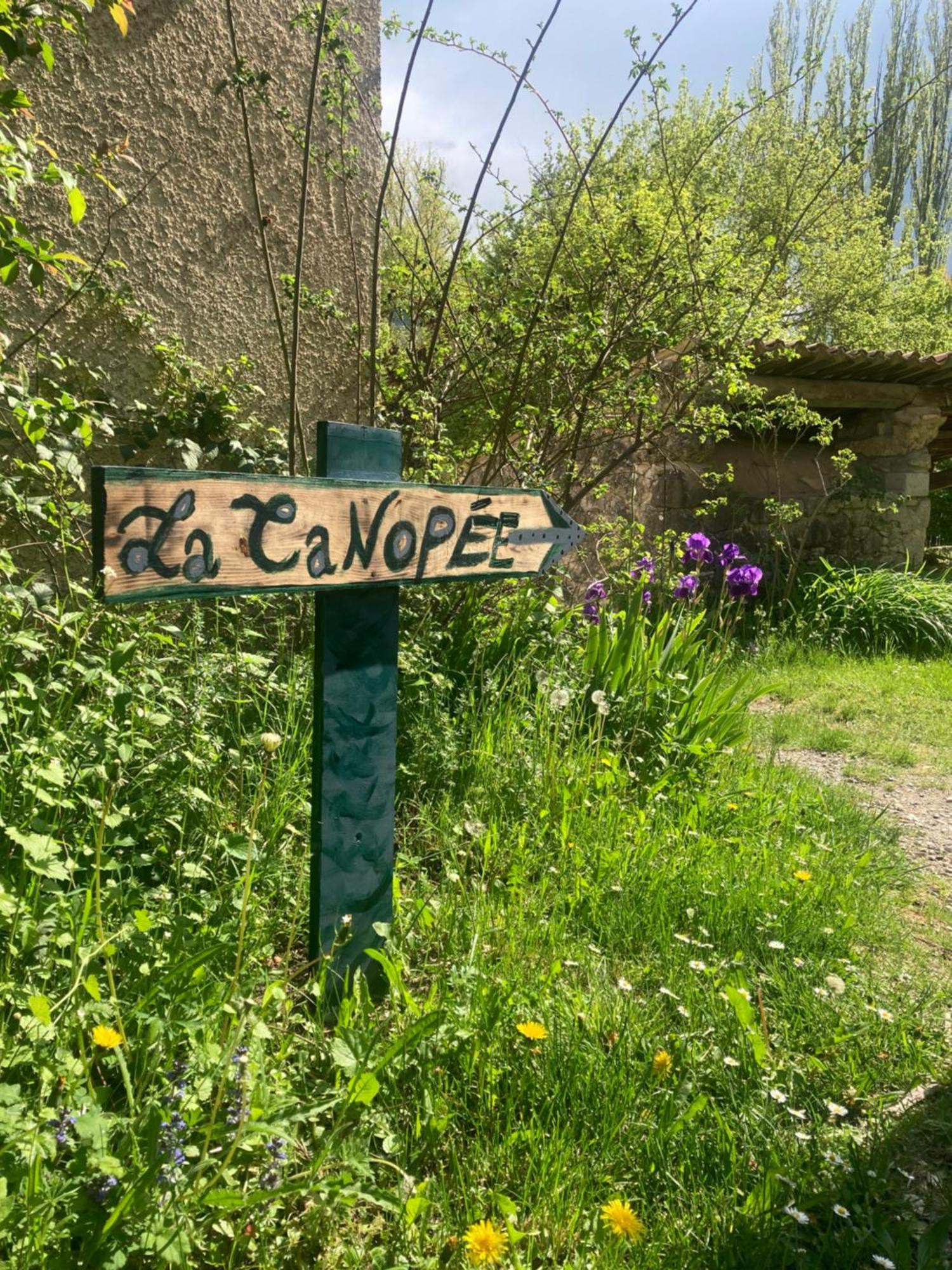 La Canopee Barret-sur-Meouge Buitenkant foto